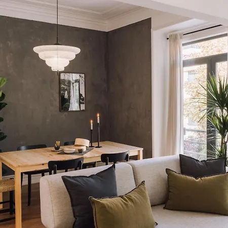Kanto - 3 Bedrooms In Saldanha Apartment